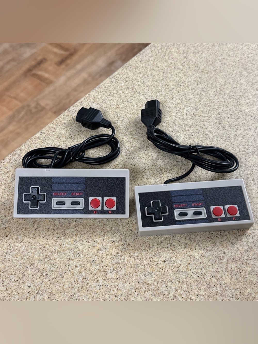 REPLACEMENT Controller For NES-004 Original Nintendo NES Vintage Console Wired